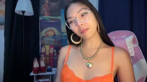 Snapshot of xmonica_cummerx chatting on December 14, 7:40 am Sweet Monica online show from December 14, 7:40 am