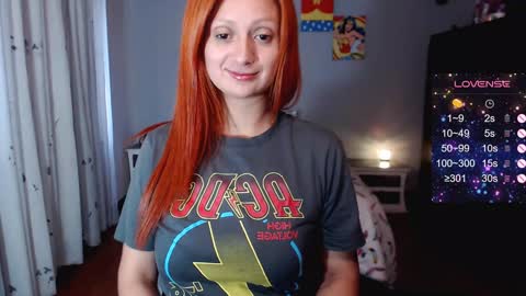 Snapshot of xnathashax1 chatting on January 30, 10:41 pm luciana online show from January 30, 10:41 pm