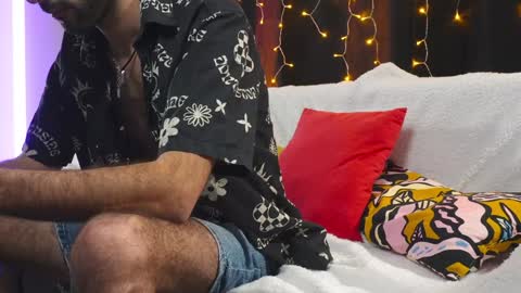 XoRylan online show from January 18, 4:21 pm