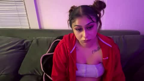 Snapshot of xoxoalizehibaby chatting on November 24, 7:08 am xoxoalizehibaby online show from November 24, 7:08 am