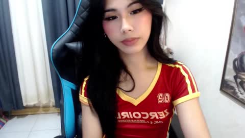 Snapshot of xseductive_airax chatting on January 9, 1:29 am aira online show from January 9, 1:29 am