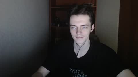 traqqq online show from November 4, 8:19 pm