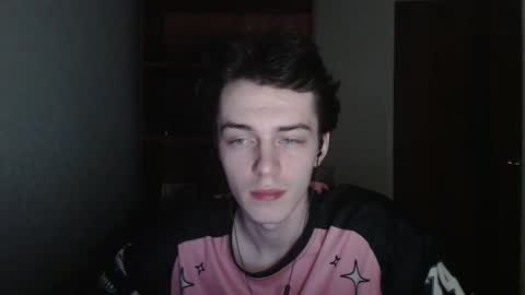 traqqq online show from November 27, 2:13 am