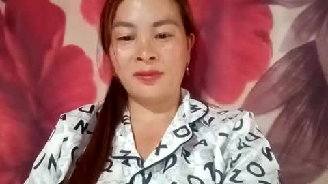 xuxulove00 online show from September 14, 5:39 am