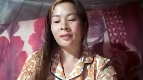 xuxulove00 online show from September 15, 11:32 am