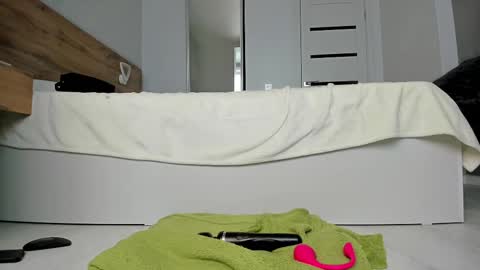 LagerthaLove online show from February 24, 7:00 am