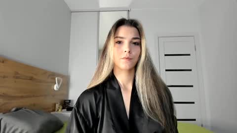 LagerthaLove online show from September 29, 1:33 am