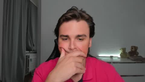 raul online show from October 20, 2:01 am