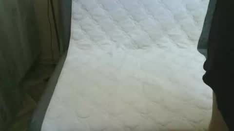 HotMomAlex online show from November 1, 8:00 pm