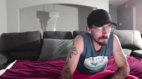 xxbradxx604 online show from September 30, 2:22 pm