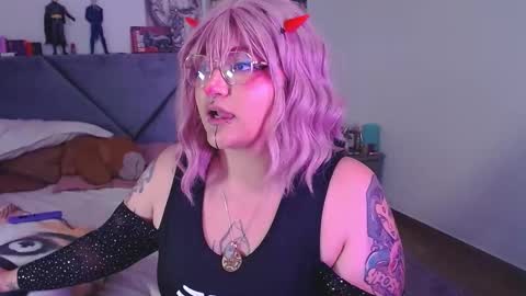 xxgreengoodxx online show from November 8, 11:36 pm