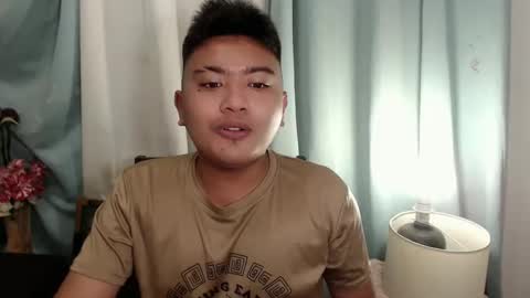 Loyd online show from December 8, 3:24 pm