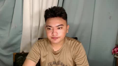 Loyd online show from January 4, 1:42 pm