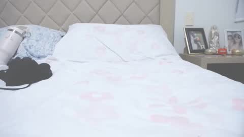 xxiisshi online show from February 6, 12:11 am