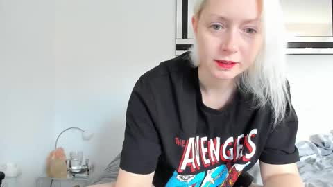 Snapshot of xxkimber_bentonxx chatting on November 8, 2:06 pm Next online Monday to Friday 10am till 2pm UK time online show from November 8, 2:06 pm