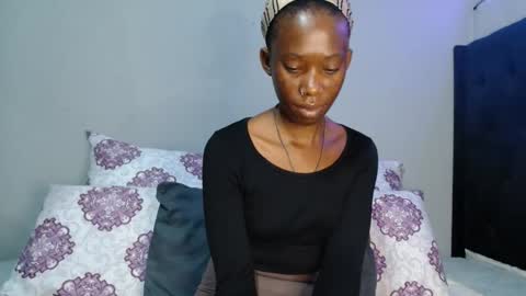 xxsexytalia28 online show from October 29, 9:27 pm