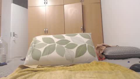 Ayanda online show from February 15, 10:10 pm