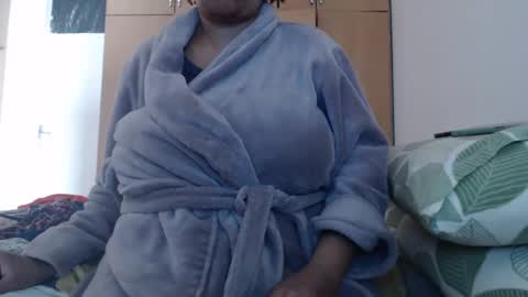 Ayanda online show from February 20, 10:48 am