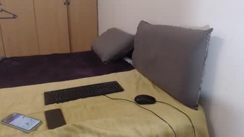 Ayanda online show from October 4, 2:04 pm