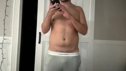 Snapshot of xxxcollegeguy105 chatting on December 17, 12:05 am End of the night fun online show from December 17, 12:05 am