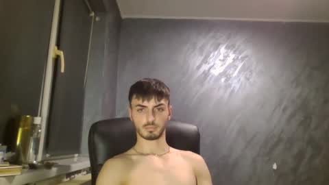 xxxdonpuiuuxxx online show from January 4, 8:59 pm