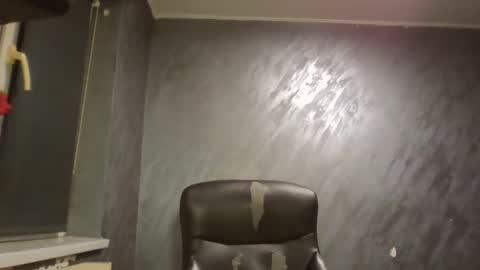 xxxdonpuiuuxxx online show from January 19, 6:53 pm