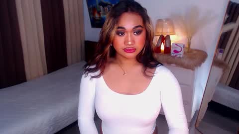 OLIVIA online show from December 28, 2:21 pm