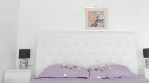 Elvira online show from March 8, 12:09 pm