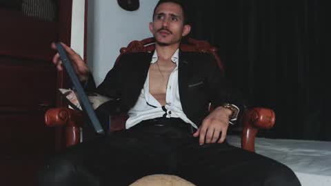 Kev online show from February 7, 10:41 pm