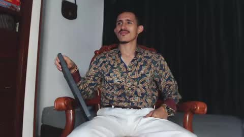 Kev online show from February 9, 7:52 pm