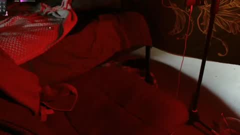 xxxjrstrokesxxx online show from February 28, 4:42 pm