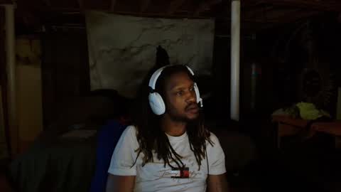 xxxjrstrokesxxx online show from November 4, 7:07 am