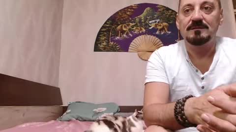 Snapshot of xxxkinkycpl chatting on September 20, 4:02 am isa and gonzo online show from September 20, 4:02 am