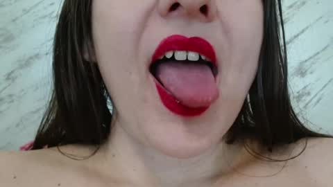 Lola online show from February 27, 9:00 am