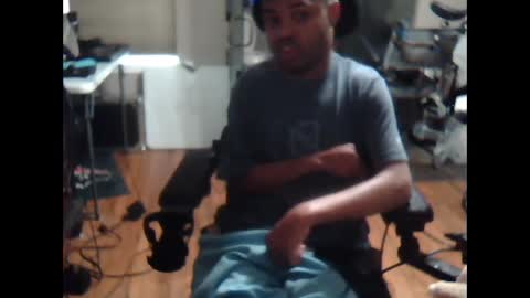 xxxonwheelz online show from October 2, 9:22 pm