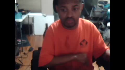 xxxonwheelz online show from October 6, 11:02 pm