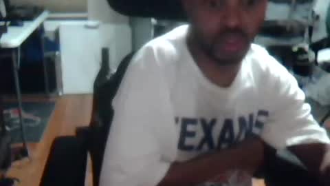 xxxonwheelz online show from December 20, 6:20 am