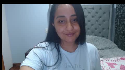 Lunhaa   online show from February 17, 3:36 am