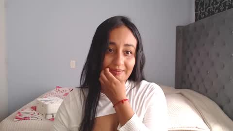 Lunhaa   online show from September 26, 2:32 pm