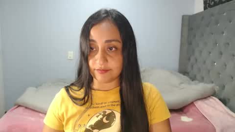 Lunhaa   online show from November 3, 10:53 pm