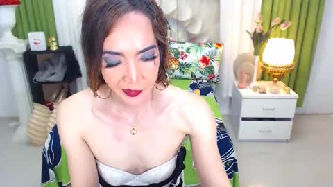 Snapshot of xxxxarabellaxxxx chatting on March 9, 12:42 pm ARA online show from March 9, 12:42 pm