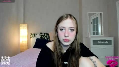 Lina online show from September 27, 9:03 am