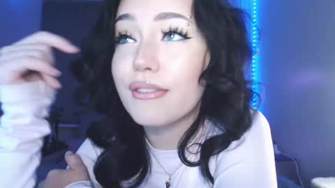 Yami online show from October 2, 8:16 pm