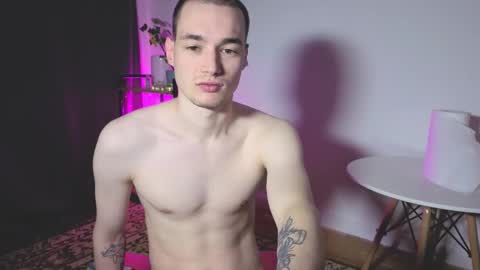 Snapshot of yan_rizen chatting on November 23, 4:23 am Yan online show from November 23, 4:23 am