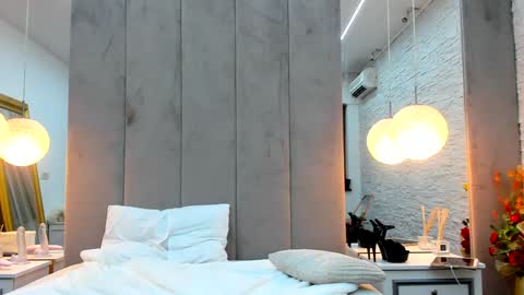 Yana  online show from December 31, 12:32 am