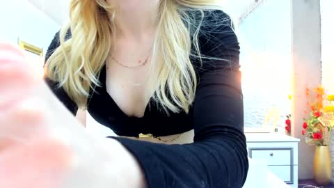 Yana  online show from January 3, 10:19 pm