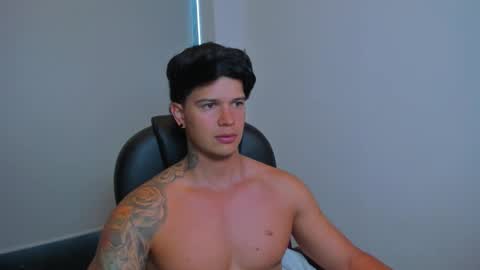 new here online show from November 29, 12:30 pm