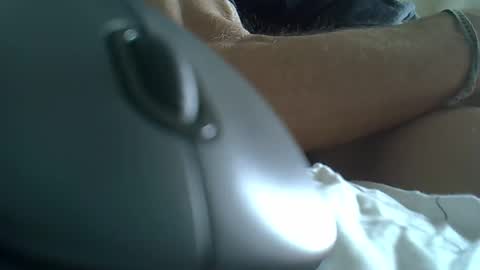 yannisv online show from December 4, 11:41 am