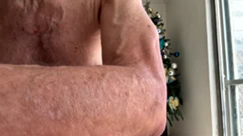 yannisv online show from December 3, 11:41 am