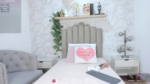 Yara online show from September 21, 8:54 pm